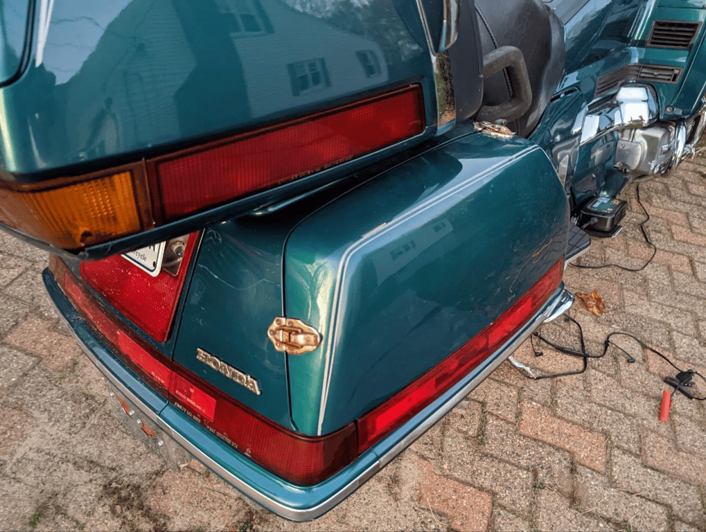 1995 Honda Gold Wing GL1500 Interstate, before restoration: saddlebag and rear reflector