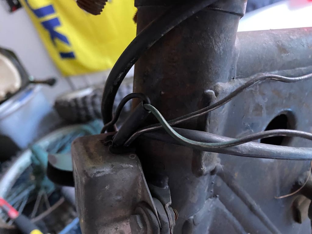 1979 Kawasaki KDX400-A1, before restoration: frame tube and cables