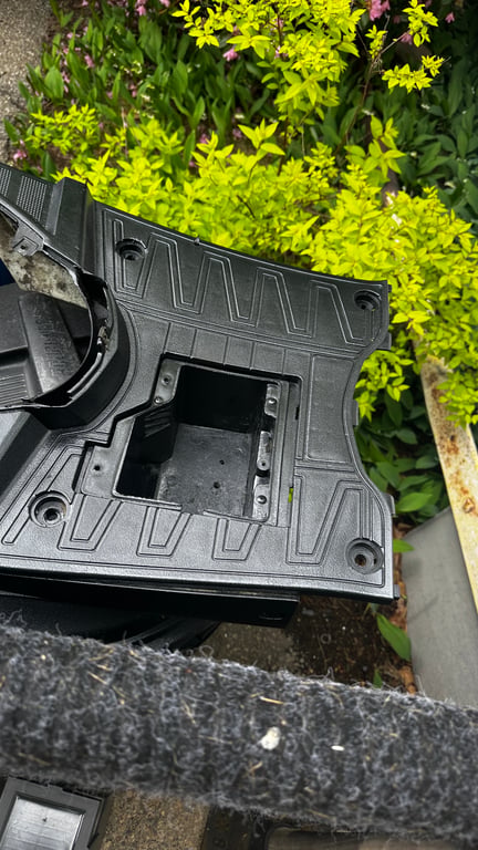 Tao Tao 50cc moped: loose plastic panel