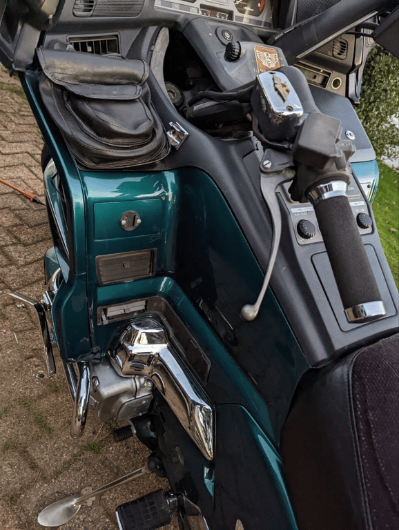 1995 Honda Gold Wing GL1500 Interstate, before restoration: side fairing