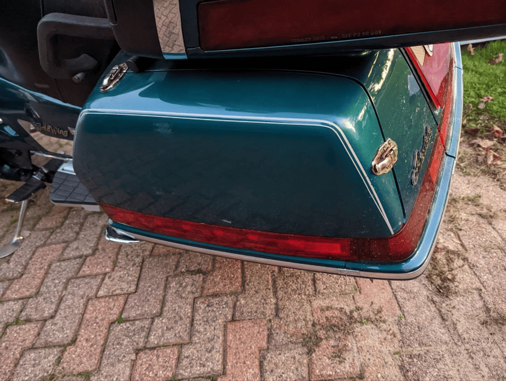 1995 Honda Gold Wing GL1500 Interstate, before restoration: saddlebag and rear reflector