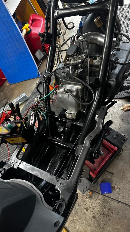 Tao Tao 50cc moped: frame with the body panels removed