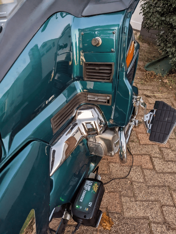 1995 Honda Gold Wing GL1500 Interstate, before restoration: side fairing