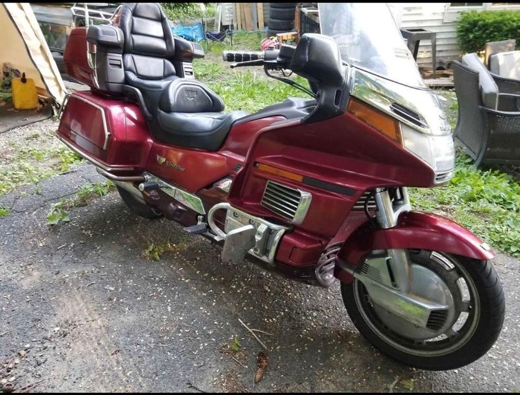 1995 red Honda Gold Wing GL1500 Interstate: three-quarter view outdoors