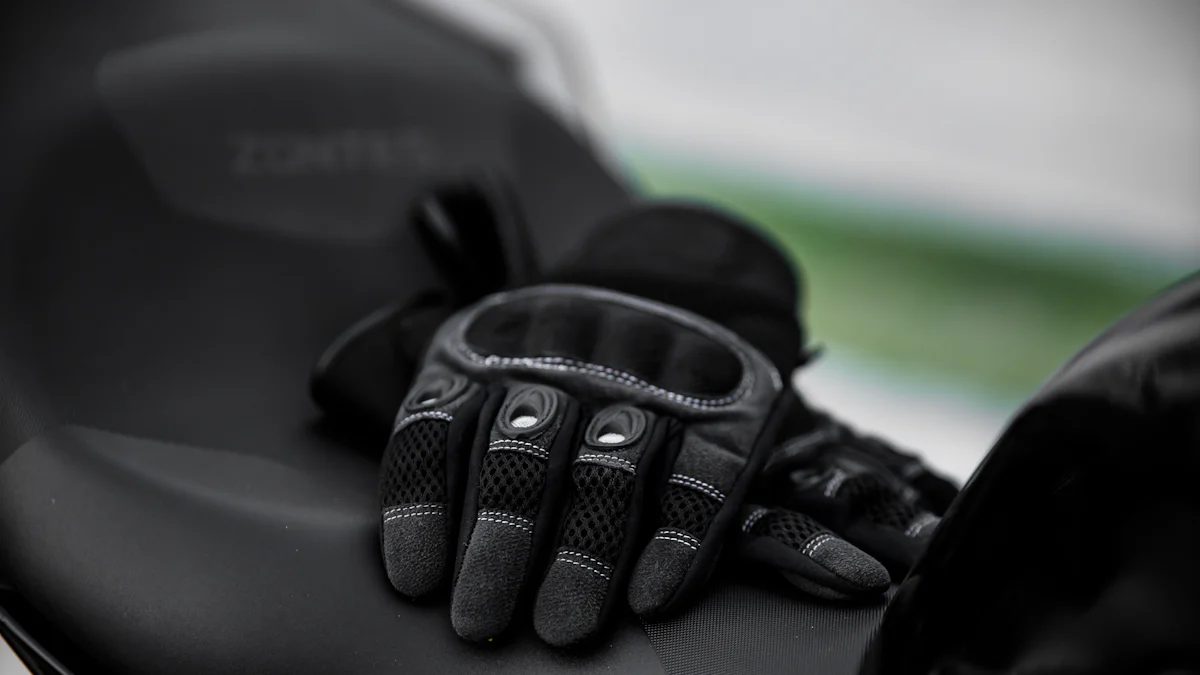 4. Mens Short Bobber Leather Motorcycle Gloves